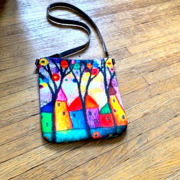 Sweetest! Brand New ‘Little Magic Light Neighbourhood’ Art Gallery Purse ❤️💜⭐️ - Picture 6 of 11